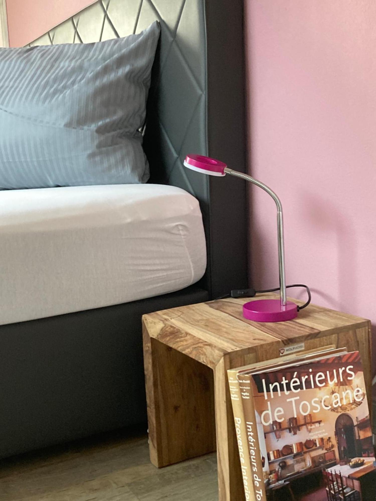Das Singold Hotel Mit Highspeed Wlan Und Digitalem Schluessel Schwabmunchen Eksteriør bilde