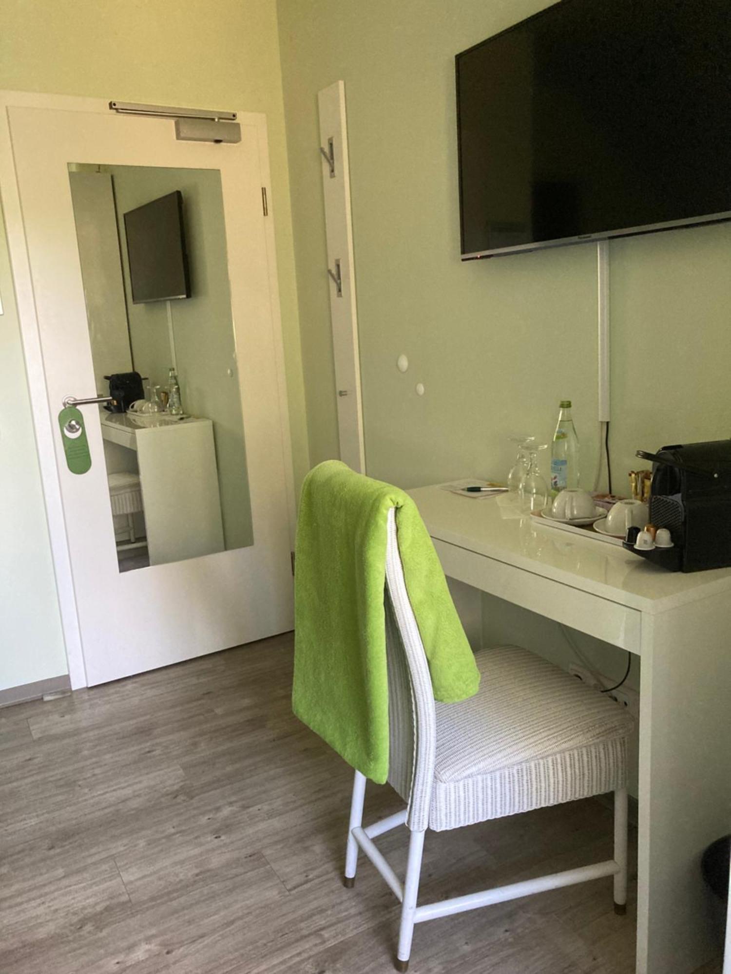 Das Singold Hotel Mit Highspeed Wlan Und Digitalem Schluessel Schwabmunchen Eksteriør bilde