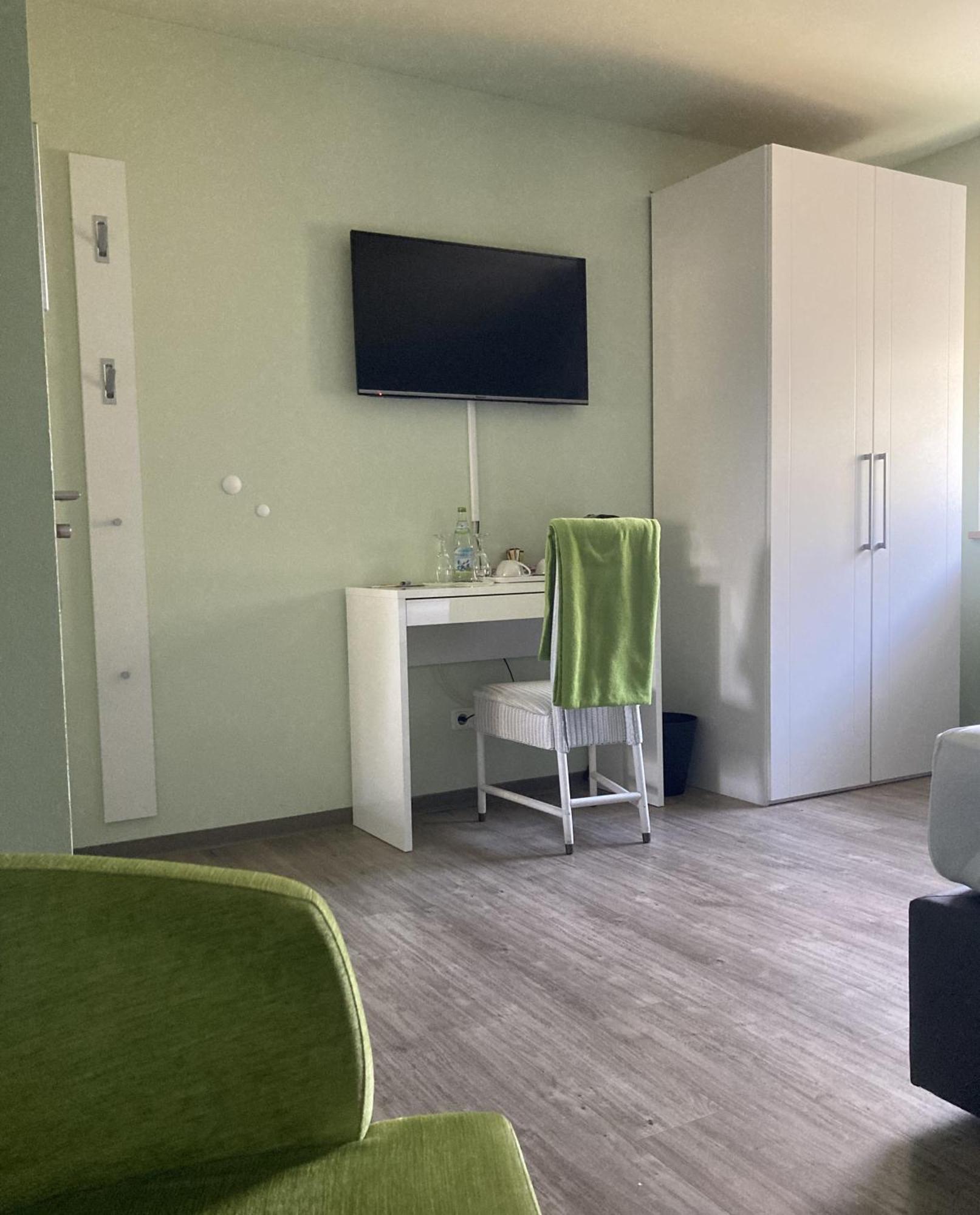 Das Singold Hotel Mit Highspeed Wlan Und Digitalem Schluessel Schwabmunchen Eksteriør bilde